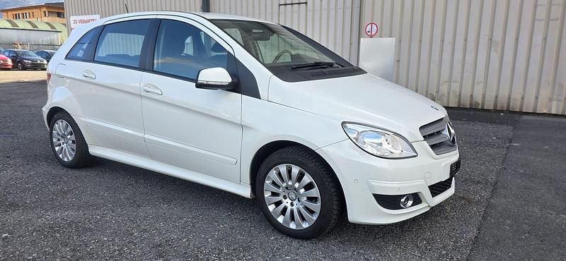 Gebraucht Mercedes B160 95 PS (69 kW) 2010 Van / Kleinbus