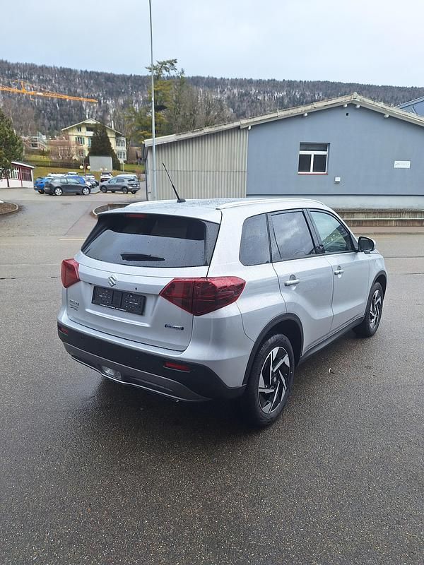 Neu Suzuki Vitara 110 PS (80 kW) 2025 SUV