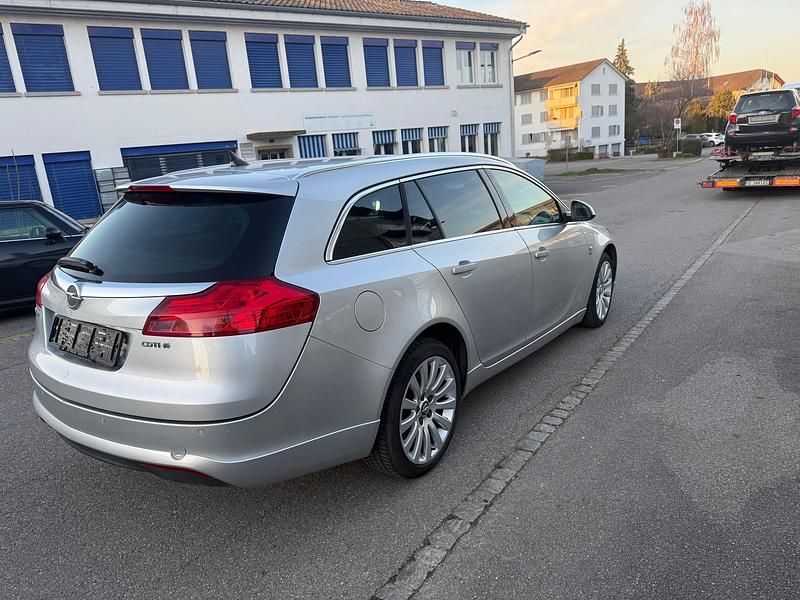 Gebraucht Opel Insignia Sport 160 PS (117 kW) 2012 Kombi