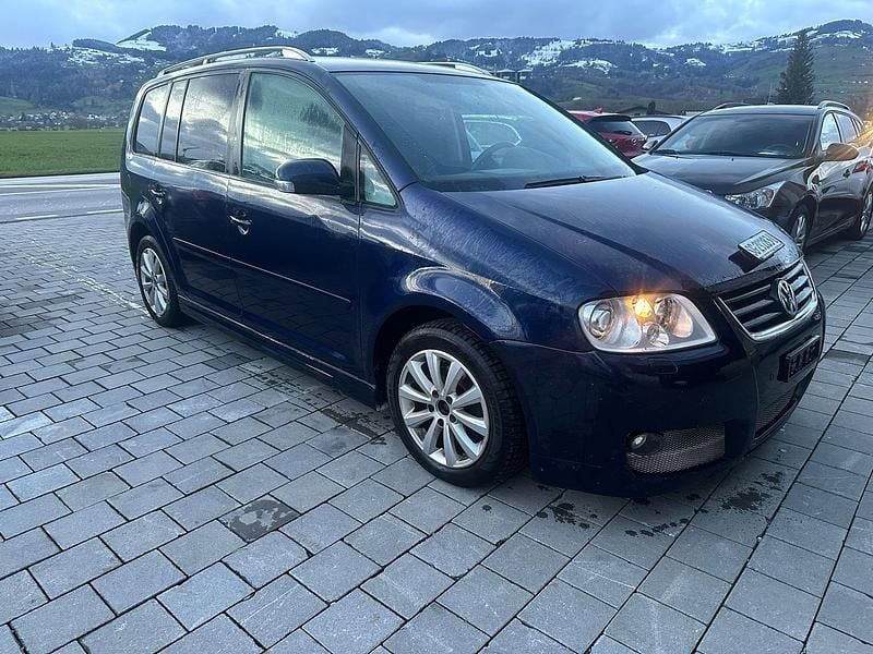 Gebraucht 2006 VW Touran Highline Van / Kleinbus | CHF 1’900 (Guter Preis) - Bild 1/4