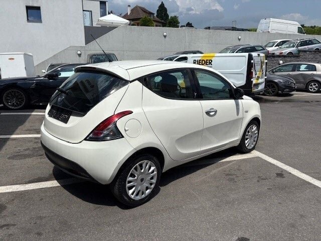 Gebraucht Lancia Ypsilon Gold 85 PS (62 kW) 2012 Kleinwagen