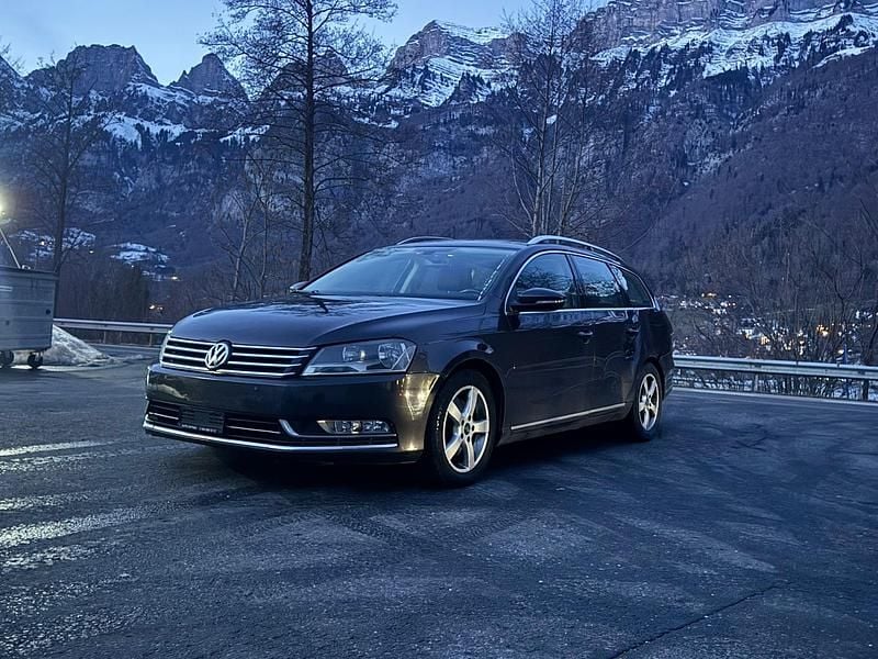 Gebraucht 2011 VW Passat Comfortline Kombi | CHF 4’200 (Etwas zu teuer) - Bild 1/4