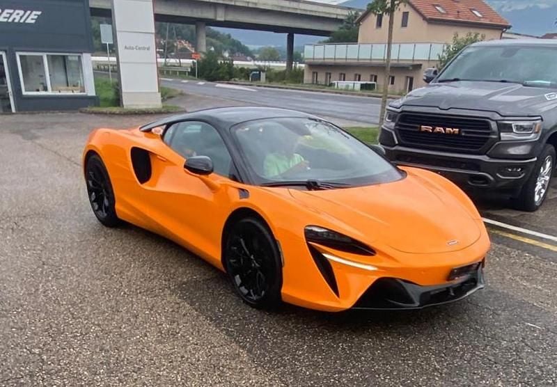Gebraucht McLaren Artura 700 PS (514 kW) 2023 Coupé