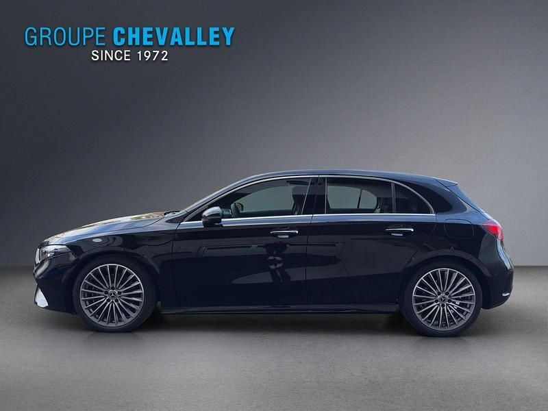Neu Mercedes A220 190 PS (139 kW) 2025 Schwarz Limousine