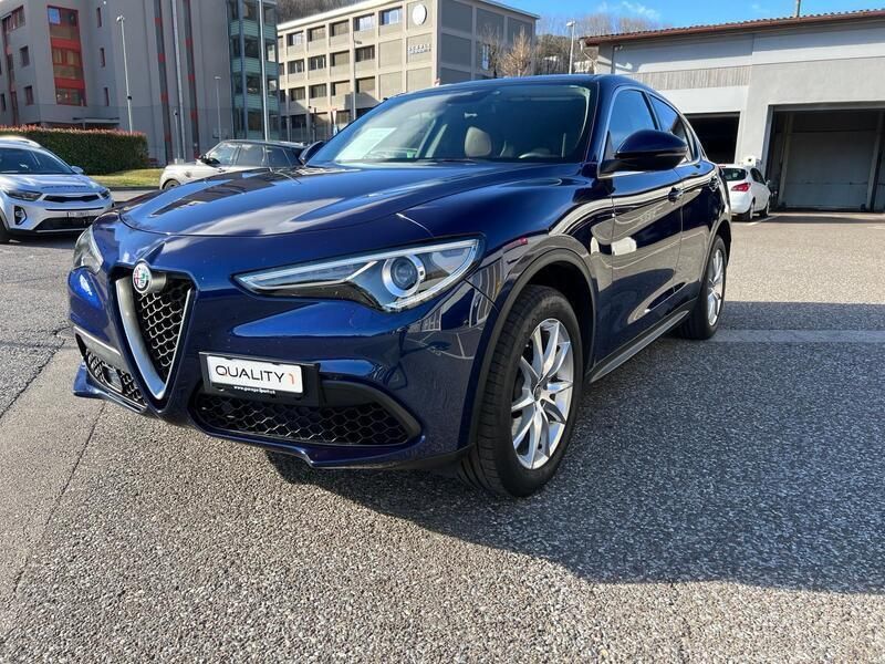 Gebraucht Alfa Romeo Stelvio Executive 280 PS (205 kW) 2019 Blau SUV