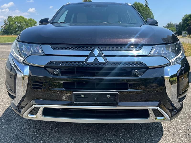 Gebraucht 2019 Mitsubishi Outlander P-HEV | CHF 23’990 (Fairer Preis) - Bild 1/4
