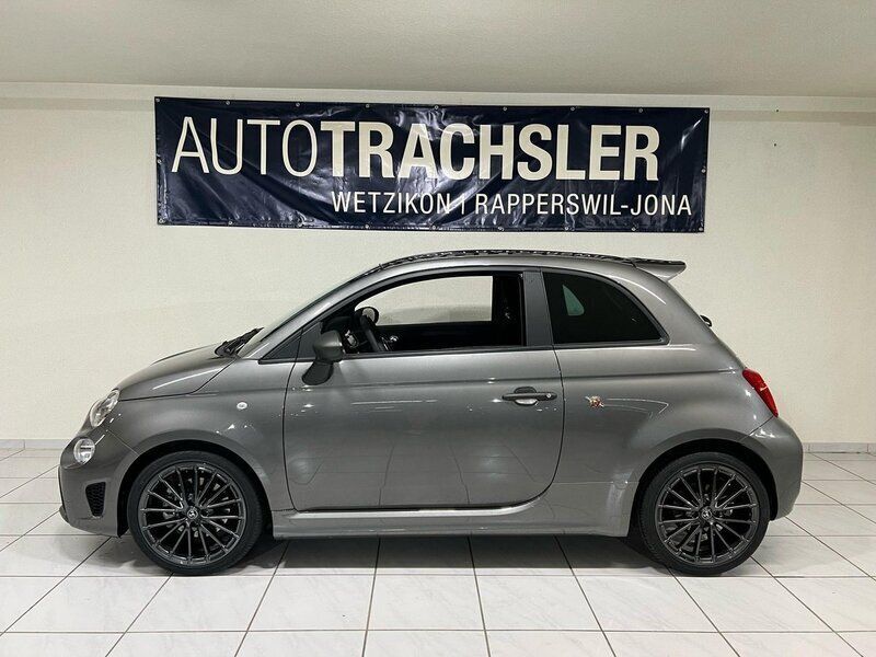 Grau Gebraucht 2024 Fiat 500 Abarth Kleinwagen | CHF 28’890 (Teuer) - Bild 1/4