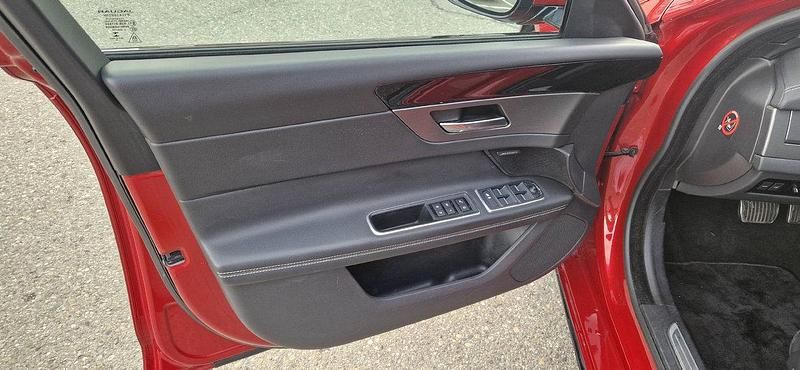 Gebraucht Jaguar XF S 380 PS (279 kW) 2016 Limousine