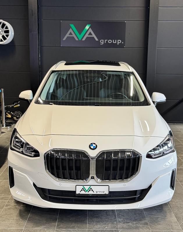 Gebraucht BMW 223 Active Tourer 197 PS (144 kW) 2023 Van / Kleinbus