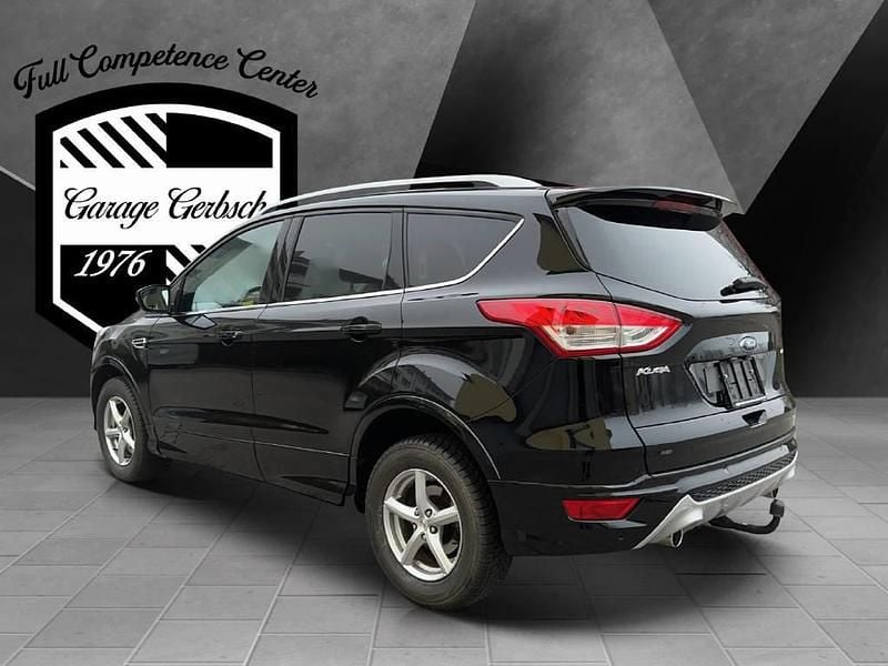 Gebraucht Ford Kuga Titanium 180 PS (132 kW) 2016 Schwarz SUV