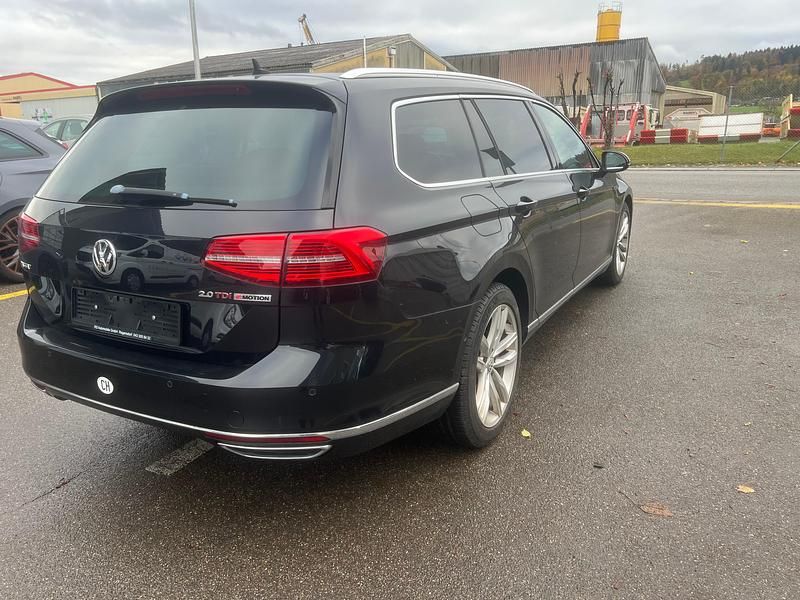 Gebraucht VW Passat Highline 240 PS (176 kW) 2016 Kombi