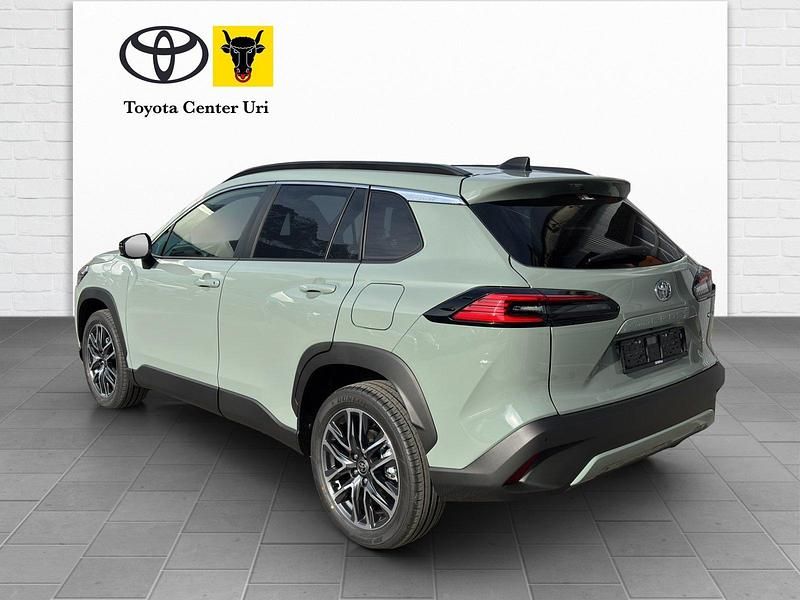 Neu Toyota Corolla Cross Trend 180 PS (132 kW) 2026 SUV