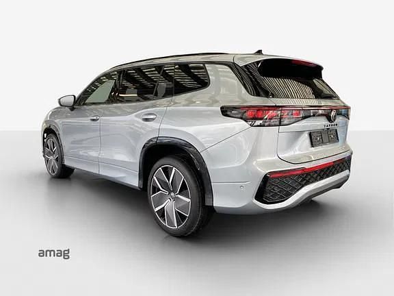 Neu VW Tayron R-line 265 PS (194 kW) 2026 Oyster silver metallic SUV