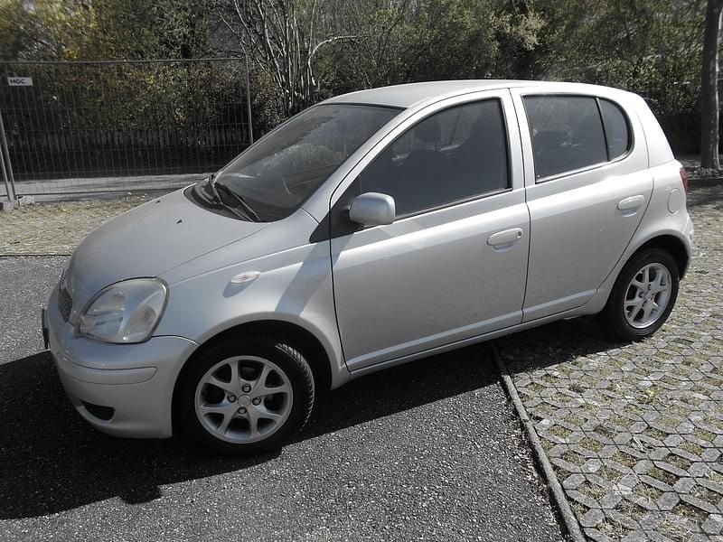 Gebraucht 2006 Toyota Yaris Sol | CHF 3’900 (Teuer) - Bild 1/4