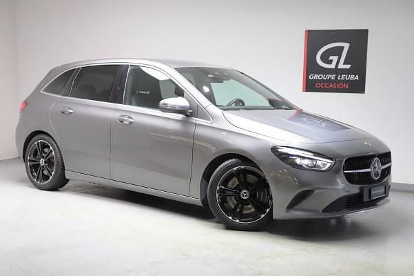 Gebraucht Mercedes B220 190 PS (139 kW) 2023 Grau Van / Kleinbus