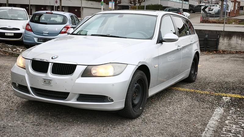 Gebraucht 2007 BMW 320 Kombi | CHF 2’499 - Bild 1/4
