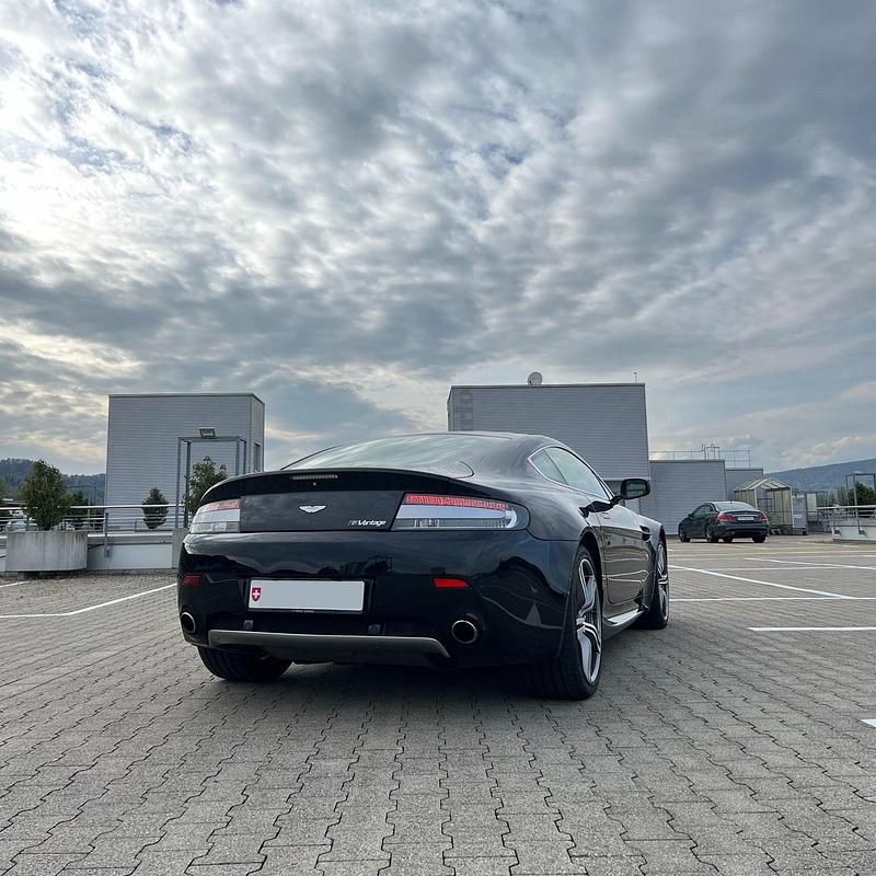 Gebraucht 2008 Aston Martin V8 Vantage Coupé | CHF 45’000 - Bild 1/4