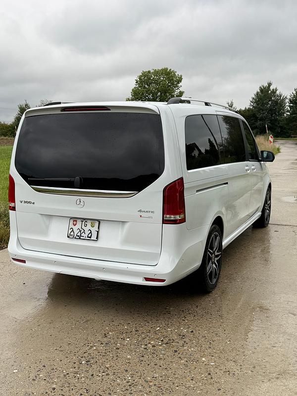 Gebraucht Mercedes V300 Edition 239 PS (175 kW) 2021 Van / Kleinbus