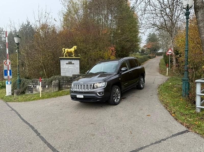 Gebraucht Jeep Compass Limited 163 PS (119 kW) 2014 SUV