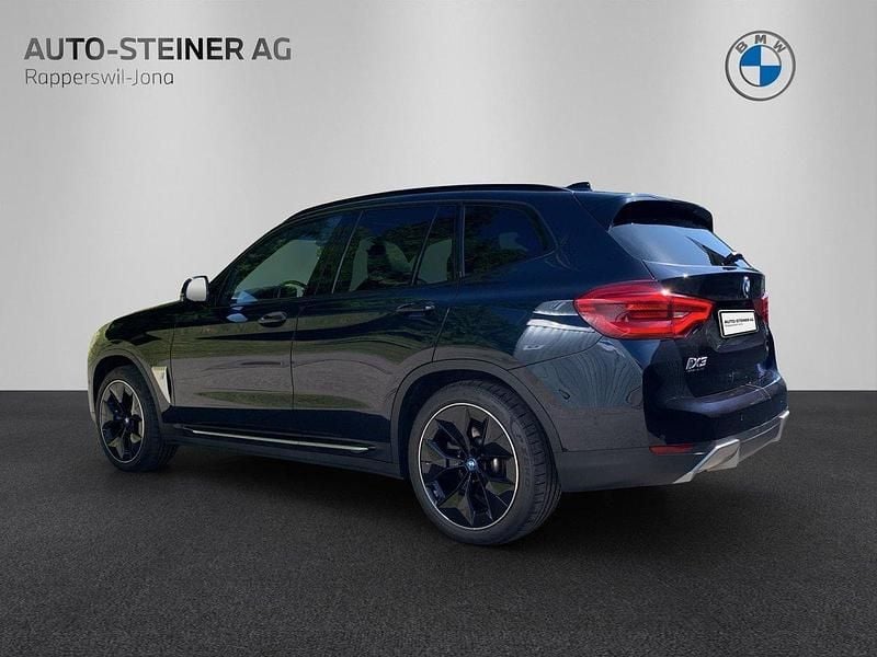 Gebraucht BMW iX3 Impressive 210 kW (286 PS) 2022 Schwarz SUV