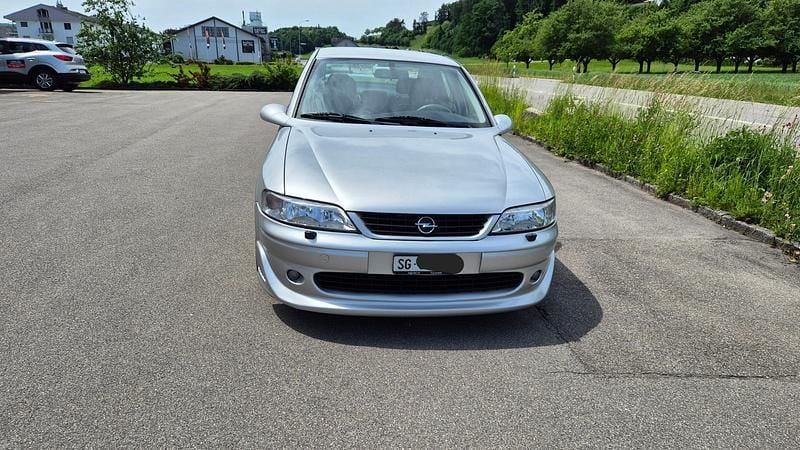 Gebraucht Opel Vectra 195 PS (143 kW) 1999