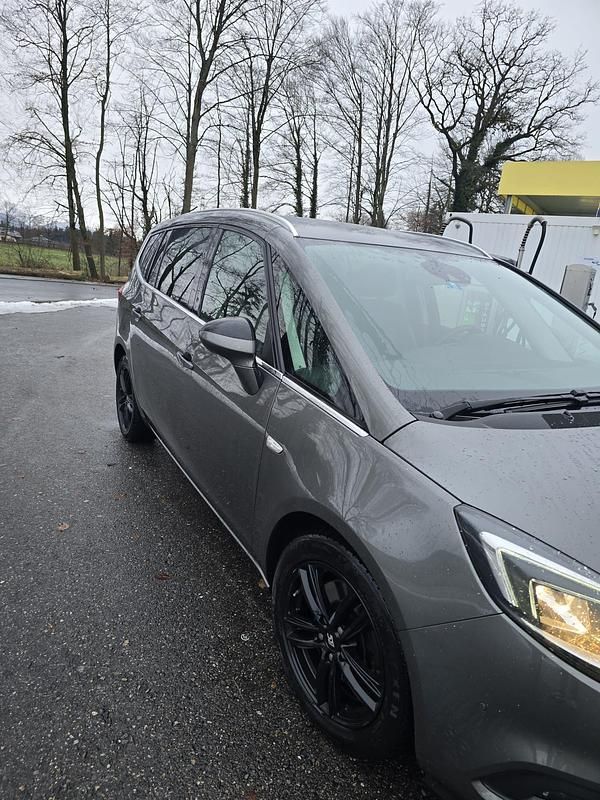 Gebraucht Opel Zafira Excellence 170 PS (125 kW) 2018 Van / Kleinbus