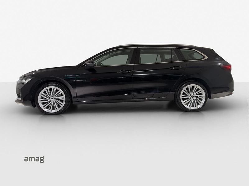 Gebraucht Skoda Superb SE L 193 PS (141 kW) 2024 Schwarz Kombi