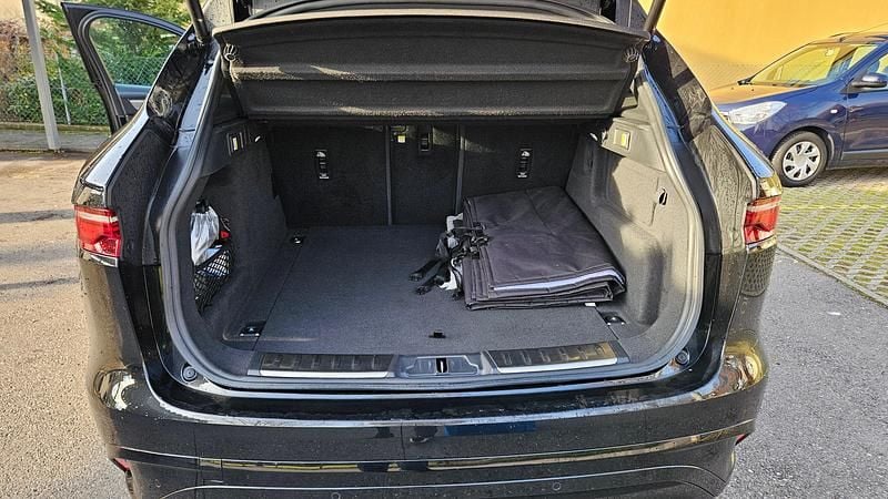 Gebraucht Jaguar F-Pace R-Dynamic 204 PS (150 kW) 2023 SUV