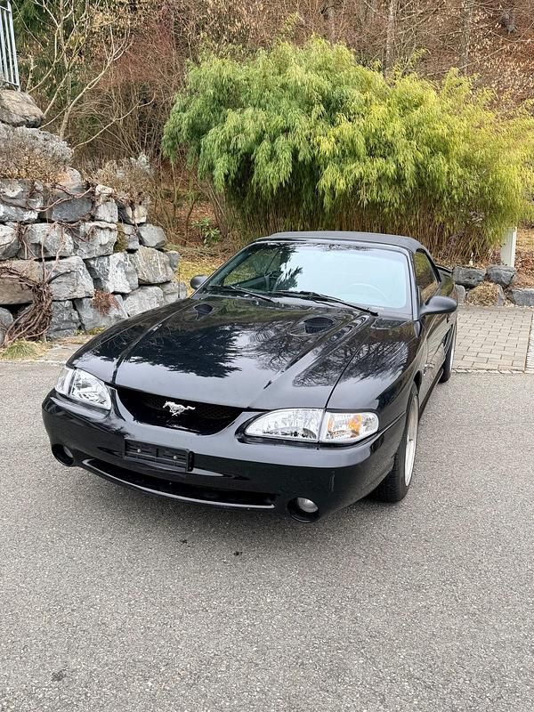 Gebraucht Ford V8 218 PS (160 kW) 1996