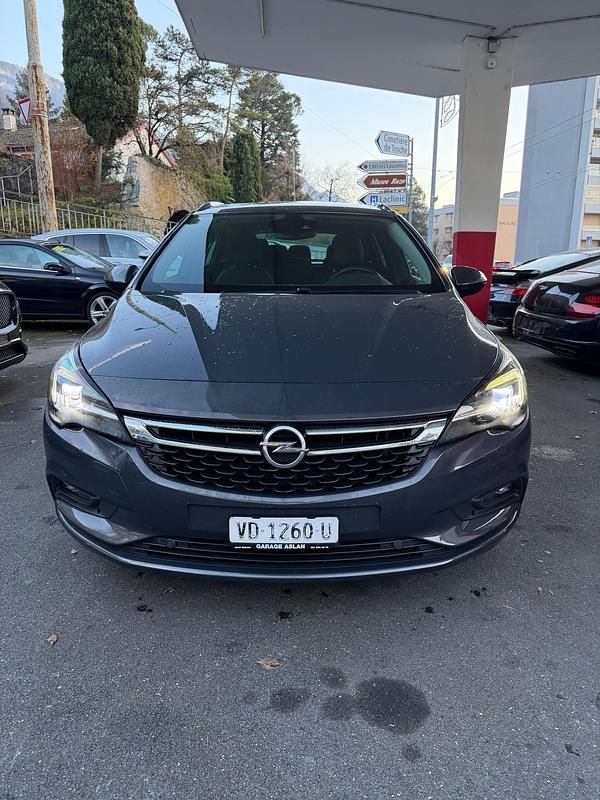 Gebraucht 2016 Opel Astra Dynamic Kombi | CHF 13’980 (Teuer) - Bild 1/4