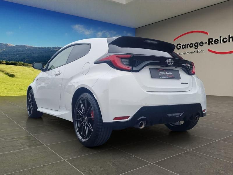 Gebraucht Toyota Yaris Sport 261 PS (191 kW) 2021 Weiss Kleinwagen