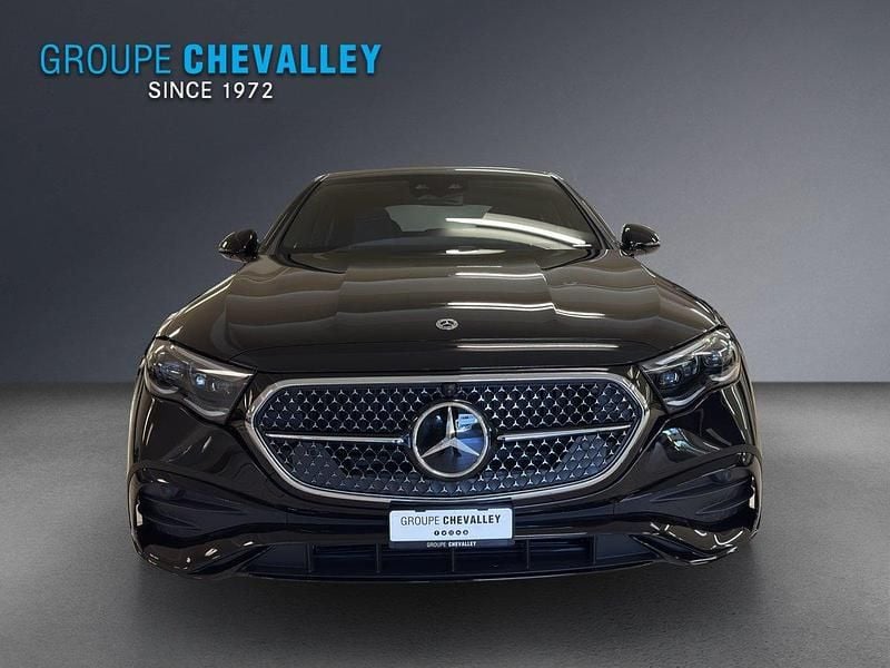 Neu Mercedes E220 197 PS (144 kW) 2025 Schwarz Limousine