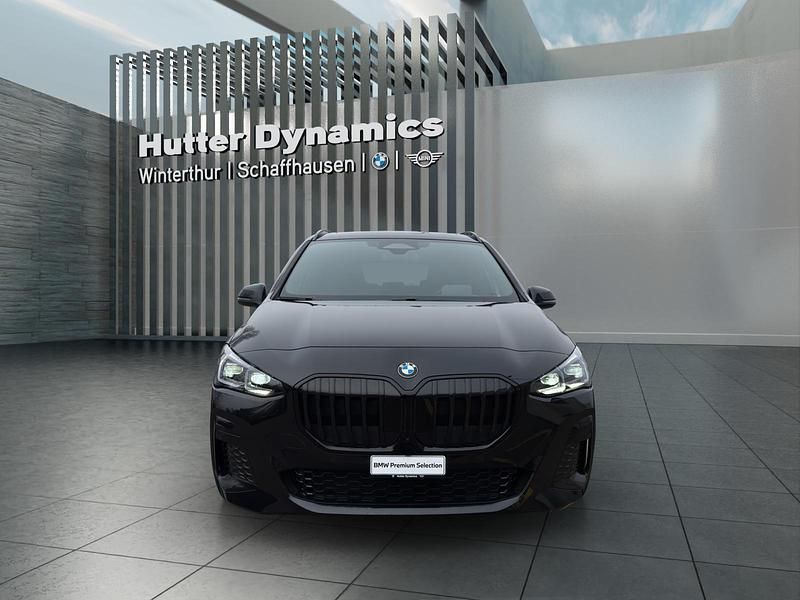 Gebraucht BMW 220 Active Tourer M Sport 170 PS (125 kW) 2023 Schwarz Van / Kleinbus