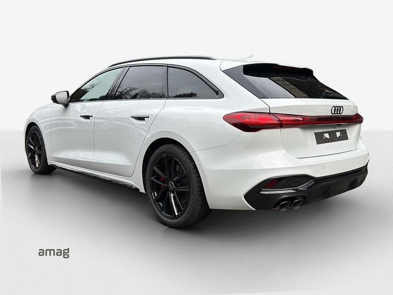 Gebraucht Audi A5 Ambiente 204 PS (150 kW) 2024 Gletscherweiss metallic Coupé