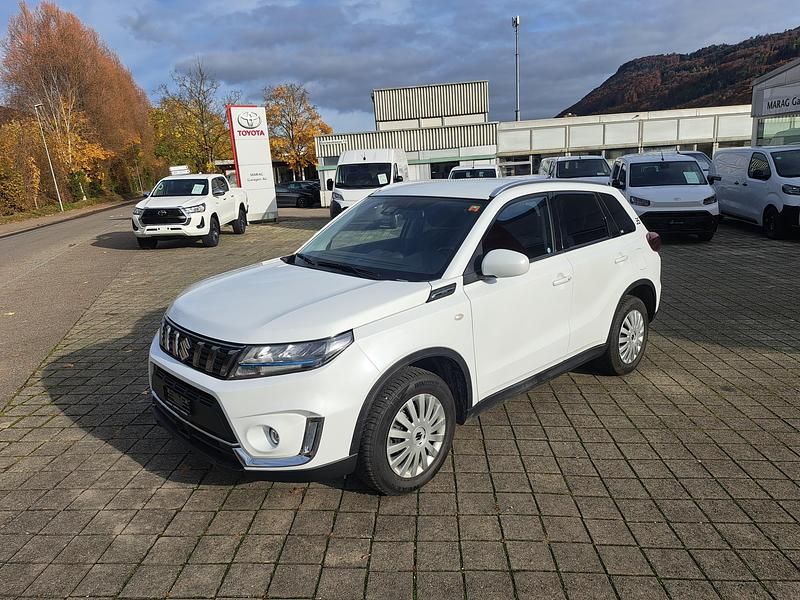 Gebraucht Suzuki Vitara 115 PS (84 kW) 2023 SUV