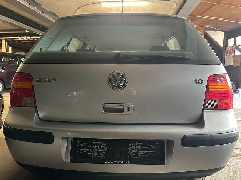 Gebraucht VW Golf IV Comfortline 100 PS (73 kW) 2001