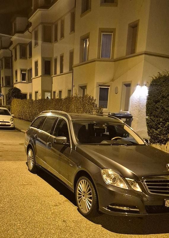 Gebraucht Mercedes E350 265 PS (194 kW) 2011 Kombi