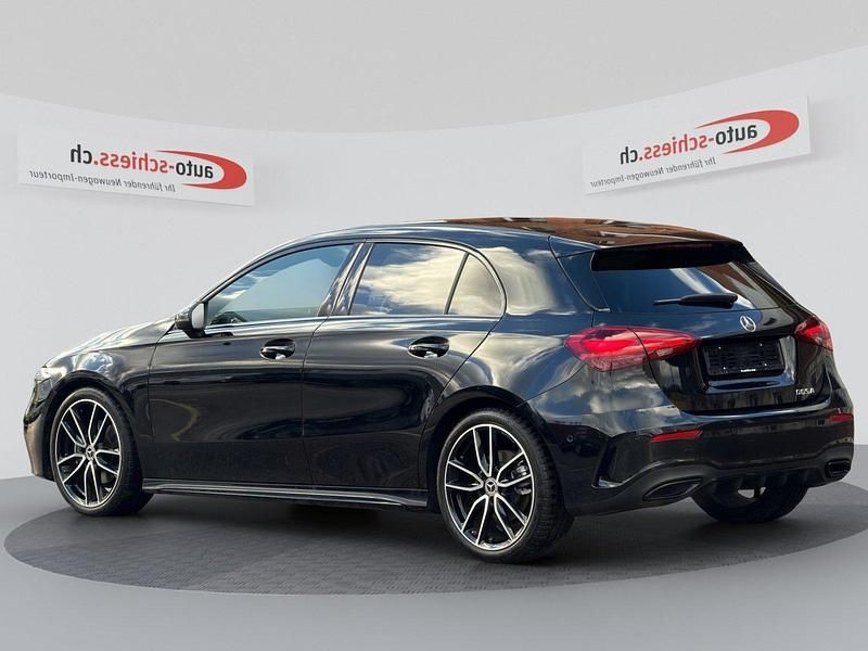 Gebraucht Mercedes A200 AMG 163 PS (119 kW) 2025 Limousine
