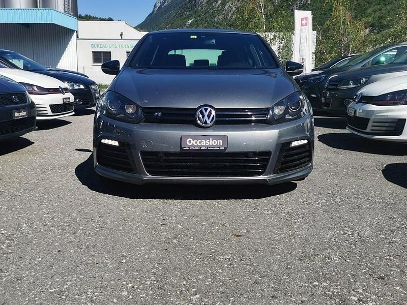 Gebraucht VW Golf R 270 PS (198 kW) 2011 Limousine