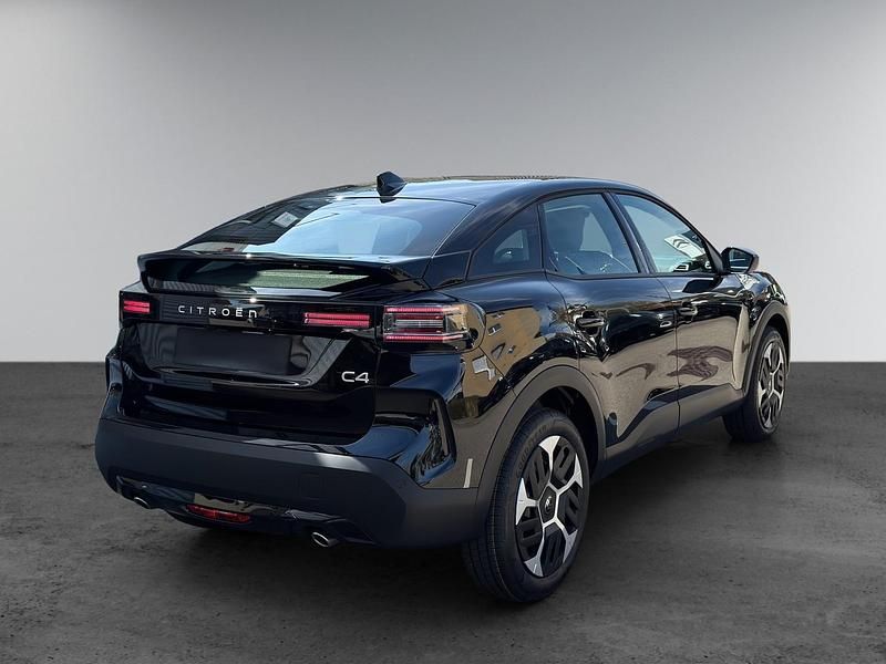Gebraucht Citroën C4 145 PS (106 kW) 2024 Schwarz Limousine