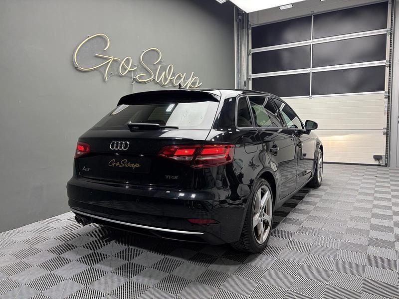 Gebraucht Audi A3 Sport 150 PS (110 kW) 2018 Limousine