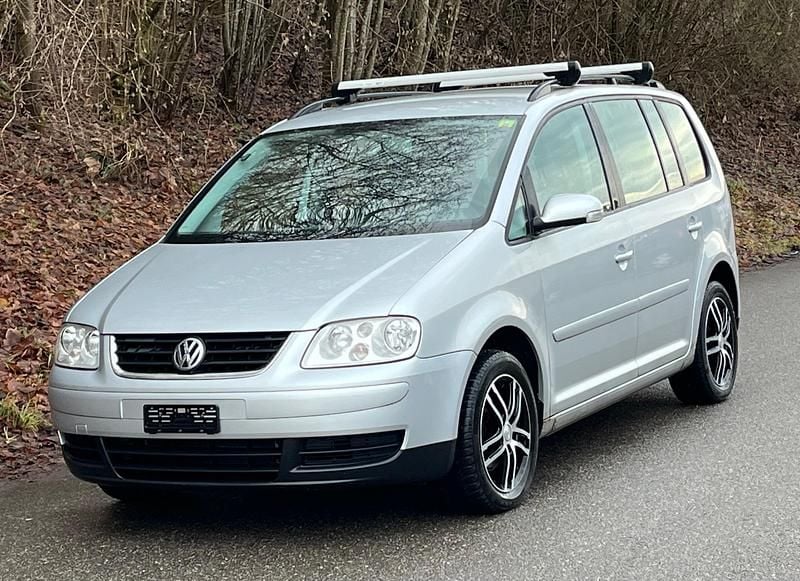 Gebraucht 2005 VW Touran Trendline Van / Kleinbus | CHF 1’499 (Guter Preis) - Bild 1/4