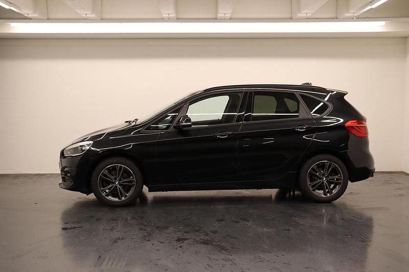 Gebraucht BMW 218 Active Tourer Comfort Edition 150 PS (110 kW) 2021 Schwarz Van / Kleinbus