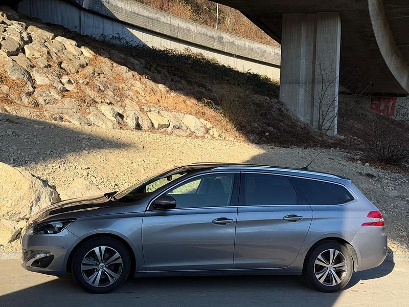 Gebraucht Peugeot 308 SW Style 131 PS (96 kW) 2017 Kombi