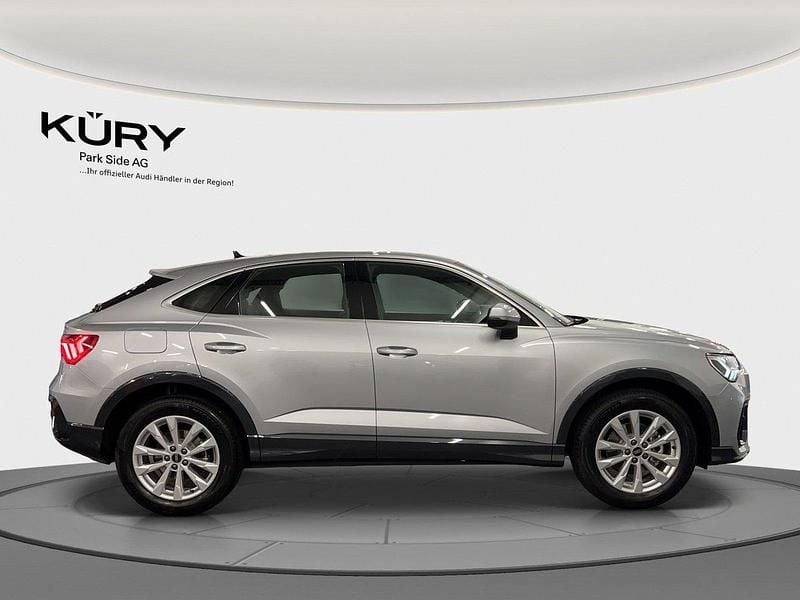 Gebraucht Audi Q3 Sportback Attraction 150 PS (110 kW) 2023 Silber SUV