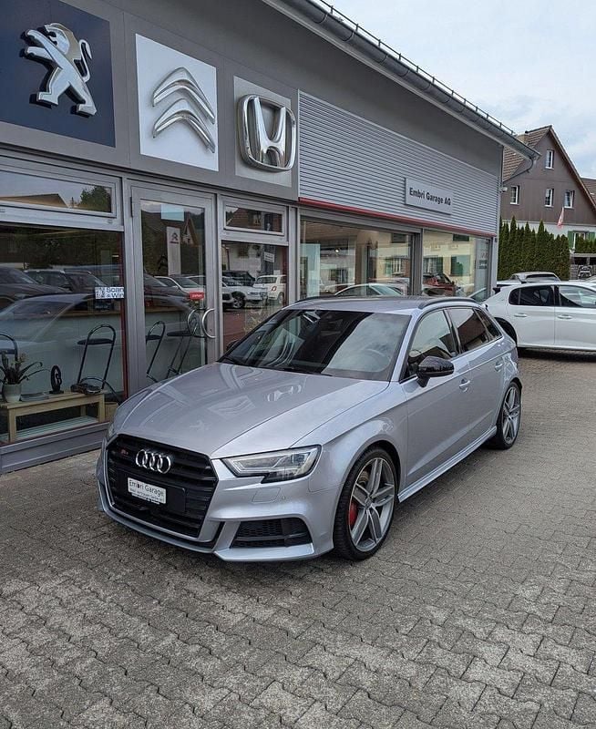 Gebraucht 2019 Audi S3 Comfort Limousine | CHF 30’990 (Fairer Preis) - Bild 1/4