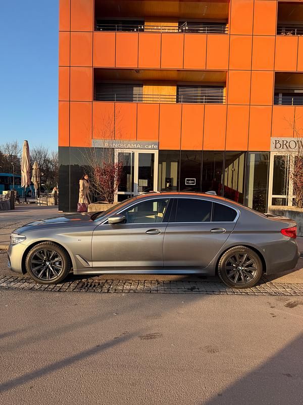 Gebraucht BMW 540 Sport Line 340 PS (250 kW) 2017