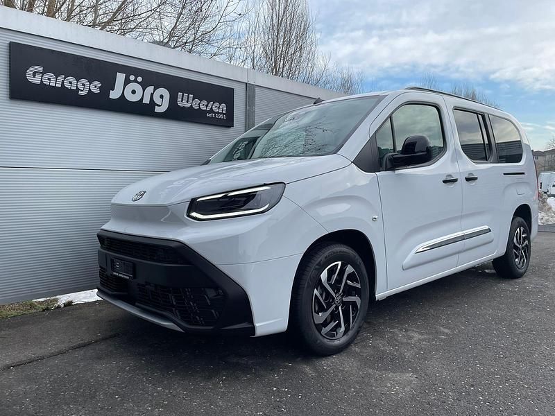 Neu Toyota Proace Verso City 130 PS (95 kW) 2026 Weiss Kombi