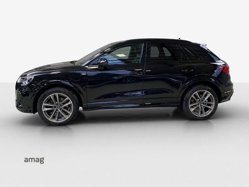 Gebraucht Audi Q3 S-Line 245 PS (180 kW) 2022 Mythosschwarz metallic SUV