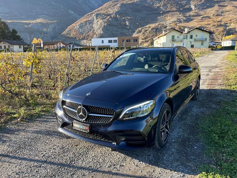 Gebraucht 2020 Mercedes C220 AMG line Kombi | CHF 29’999 (Fairer Preis) - Bild 1/4